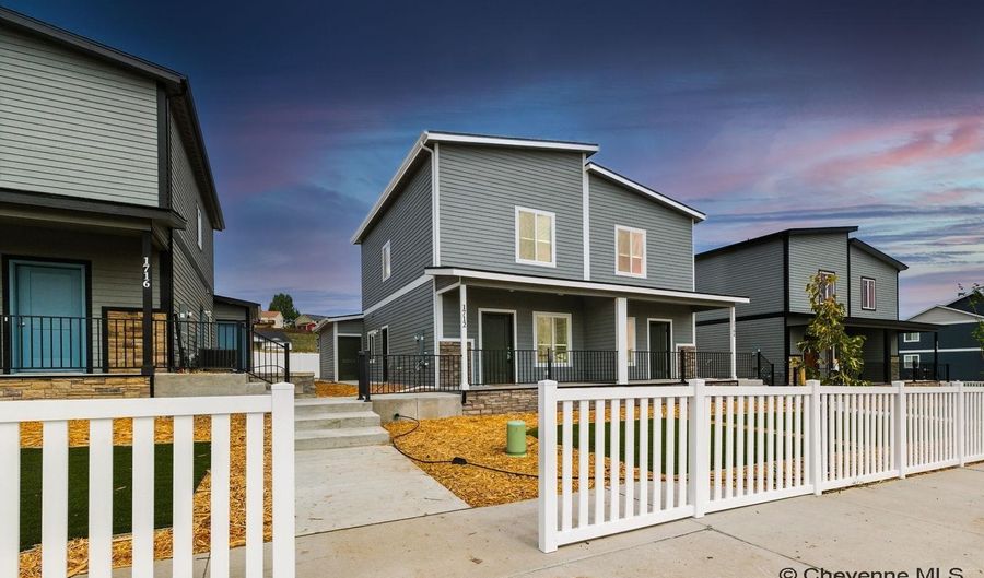 1700 RICHARD MARTIN Dr, Cheyenne, WY 82007 - 3 Beds, 2 Bath