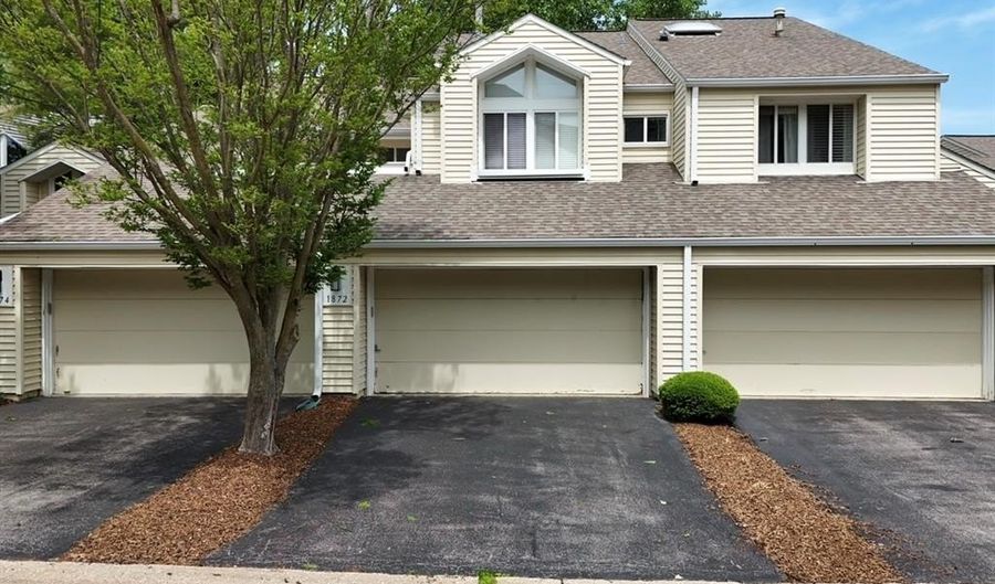 1872 Ridgeview Circle Dr, Ballwin, MO 63021 - 3 Beds, 2 Bath