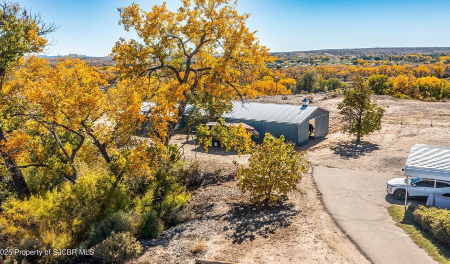 6075 US 64, Bloomfield, NM 87413 - 3 Beds, 2 Bath