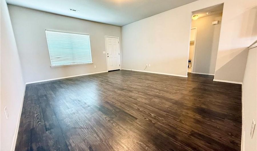 868 Evans Cir, Bentonville, AR 72713 - 3 Beds, 2 Bath