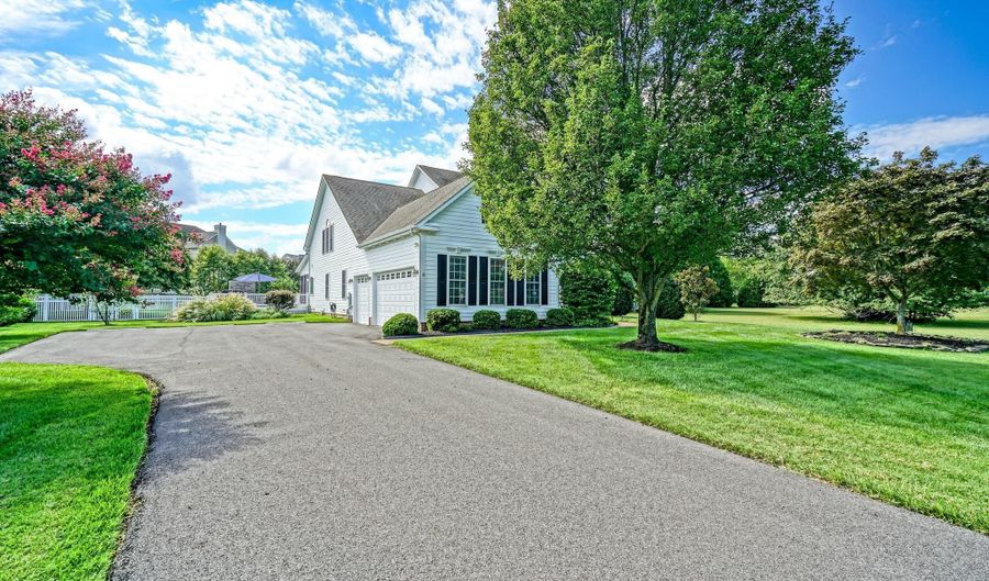 35986 TARPON Dr, Lewes, DE 19958 - 5 Beds, 4 Bath