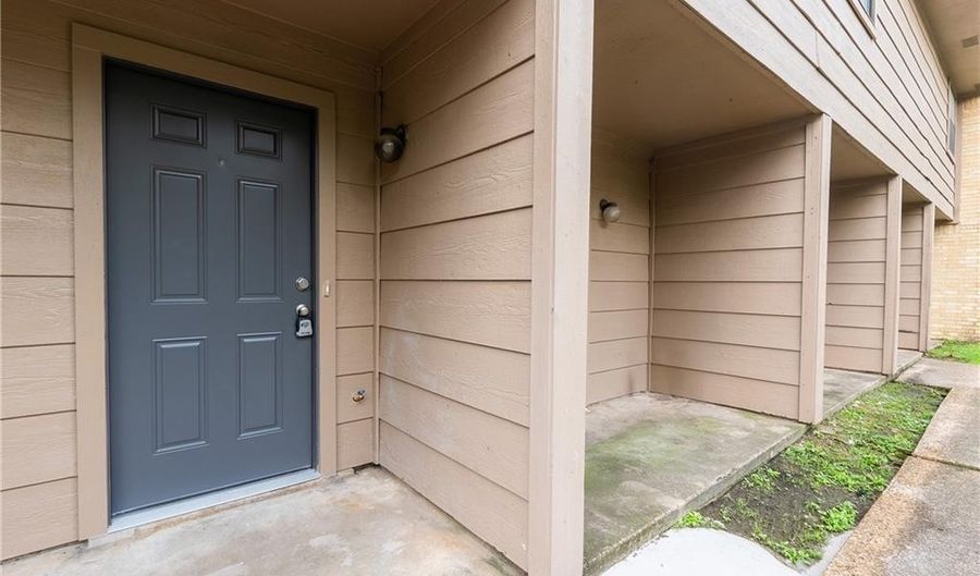 206 Lincoln Ave C, College Station, TX 77840 - 2 Beds, 1 Bath