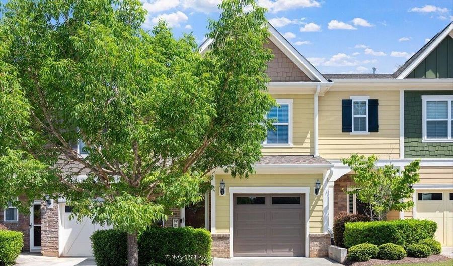 120 Ransomwood Dr, Apex, NC 27539 - 2 Beds, 3 Bath