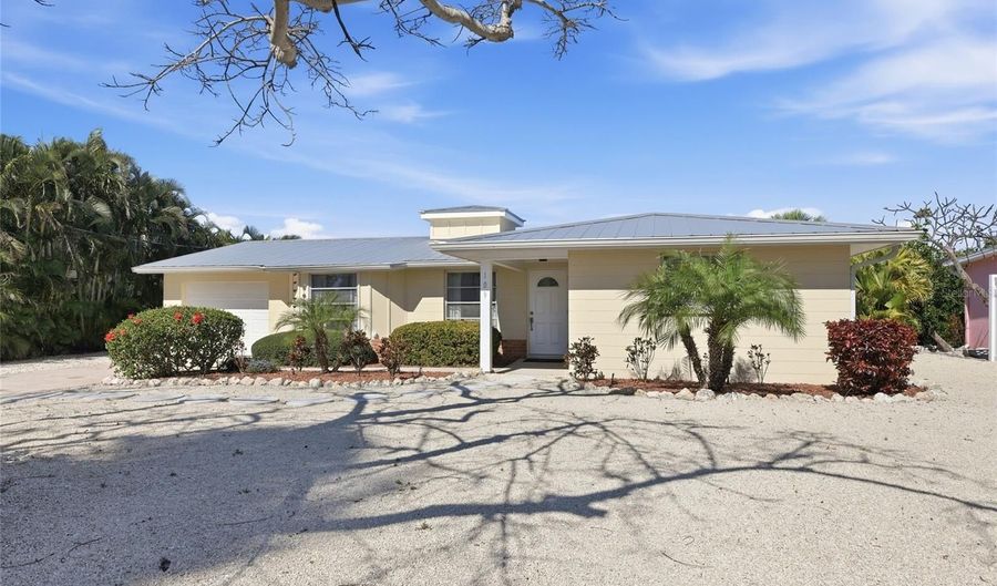 109 TERN Dr, Anna Maria, FL 34216 - 2 Beds, 2 Bath
