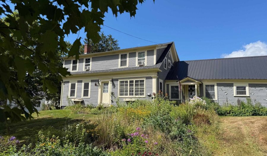 806 Main St, Albany, VT 05820 - 3 Beds, 2 Bath