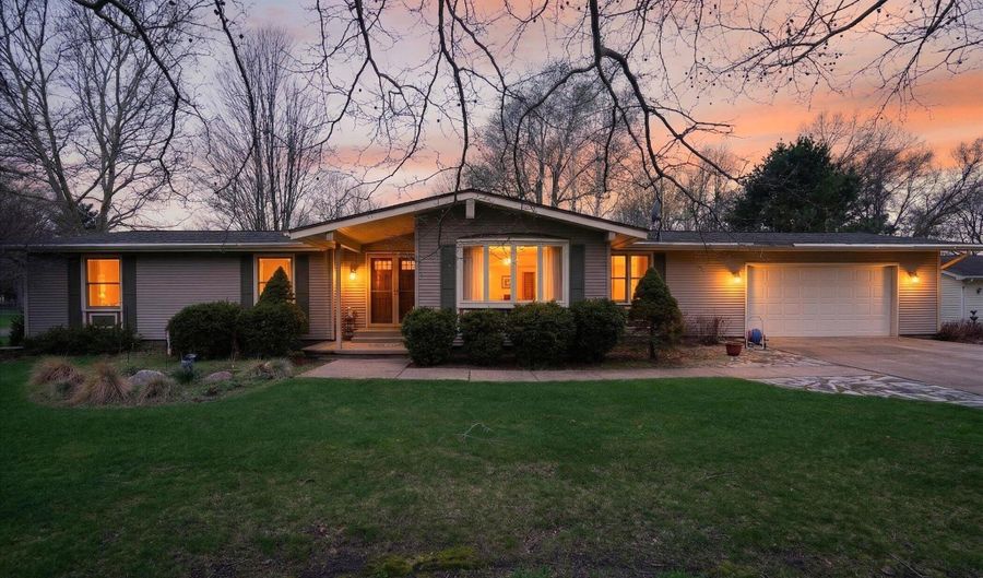 908 Cram Ln, Albion, MI 49224 - 4 Beds, 3 Bath