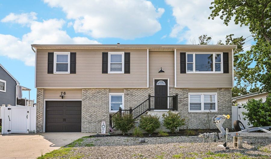 76 Ronald Ave S, Bayville, NJ 08721 - 4 Beds, 3 Bath
