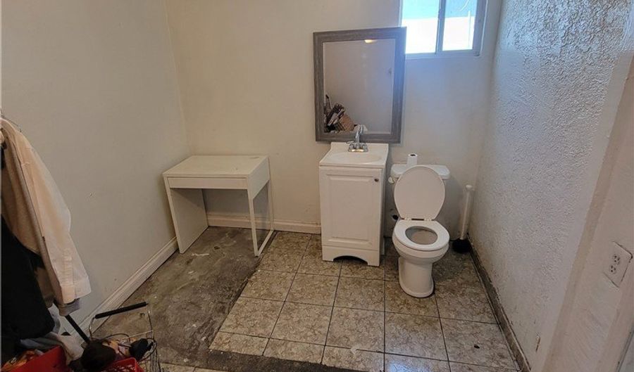 2112 E Lucien St, Compton, CA 90222 - 3 Beds, 2 Bath