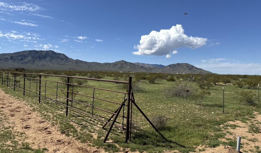 00 XX N 529th Ave Parcel 2B, Aguila, AZ 85320 - 0 Beds, 0 Bath