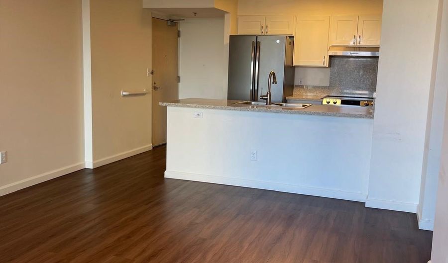 1450 Young St 302, Honolulu, HI 96814 - 2 Beds, 2 Bath