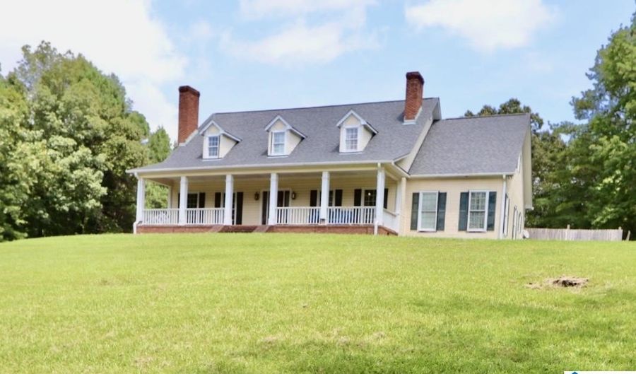 525 JASMINE HILL Rd, Anniston, AL 36207 - 4 Beds, 5 Bath