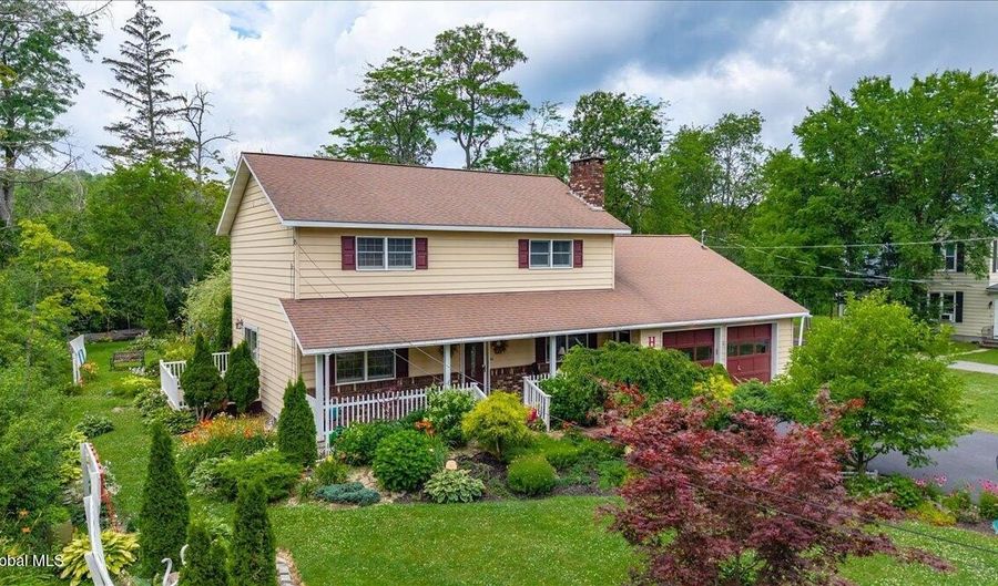 107 Euclid Ave, Altamont, NY 12009 - 3 Beds, 2 Bath