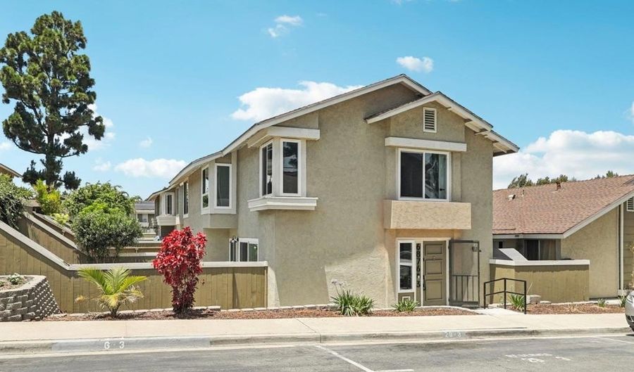 6876 Bear River Row 3, San Diego, CA 92139 - 3 Beds, 2 Bath