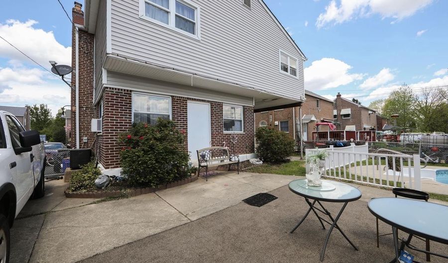 432 LAUREL Ave, Aldan, PA 19018 - 4 Beds, 2 Bath