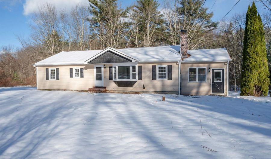 437 Chester Rd, Auburn, NH 03032 - 3 Beds, 2 Bath
