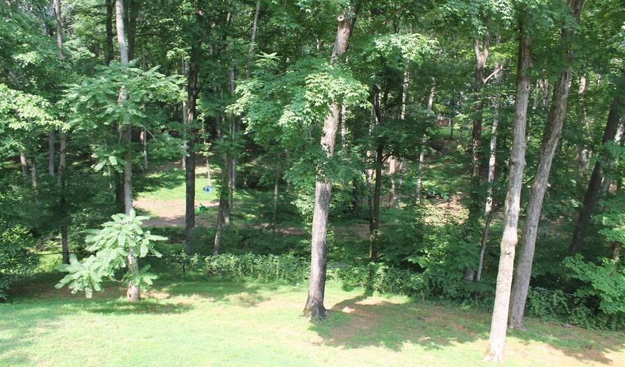 140 Cross Creek Way, Bowling Green, KY 42122 - 5 Beds, 4 Bath