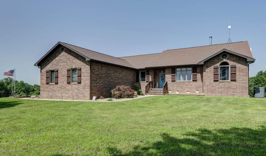6879 Highway O, Ash Grove, MO 65604 - 4 Beds, 4 Bath