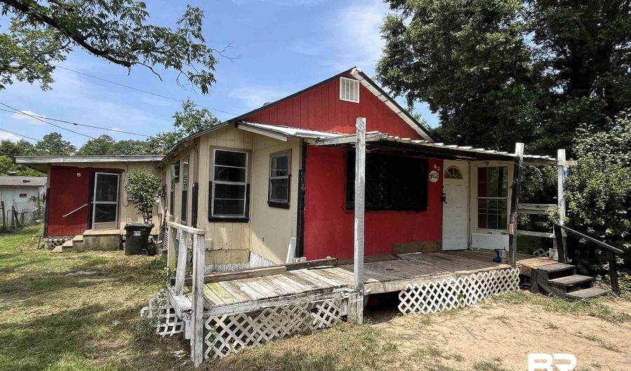 38621 Brown Rd, Bay Minette, AL 36507 - 2 Beds, 1 Bath