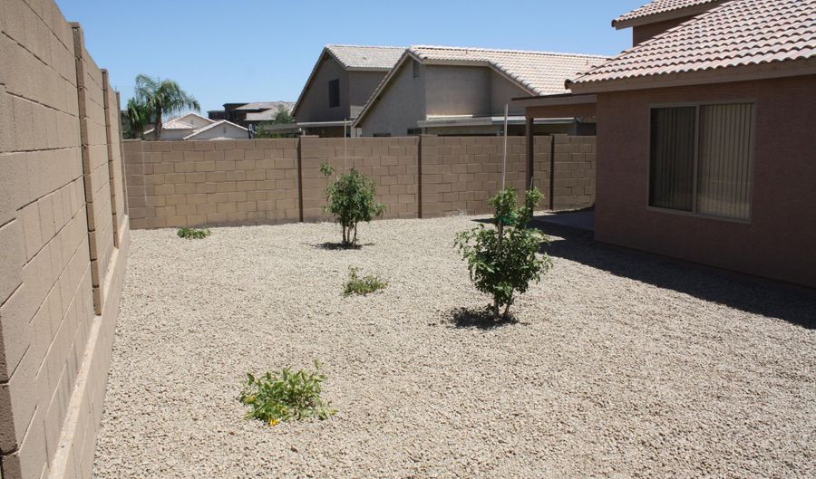 12558 W INDIANOLA Ave, Avondale, AZ 85392 - 3 Beds, 2 Bath