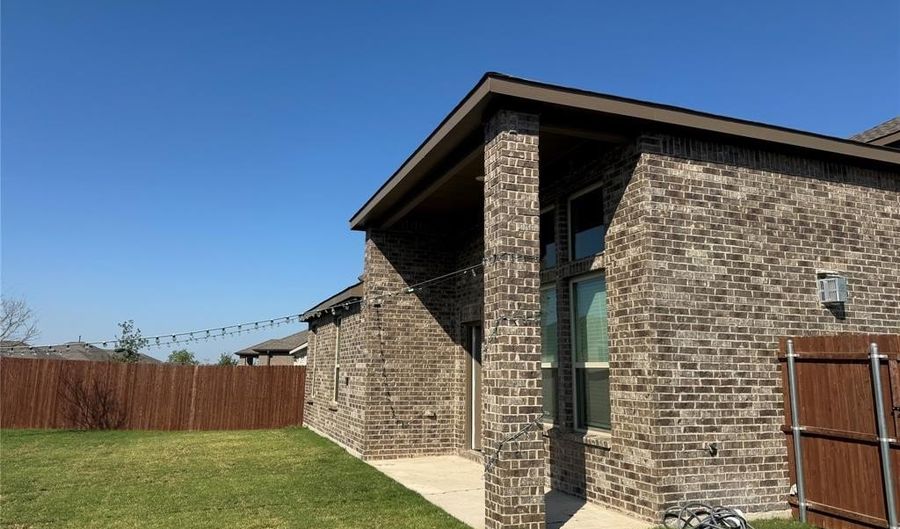 2101 Sue Ellen St, Anna, TX 75409 - 4 Beds, 3 Bath