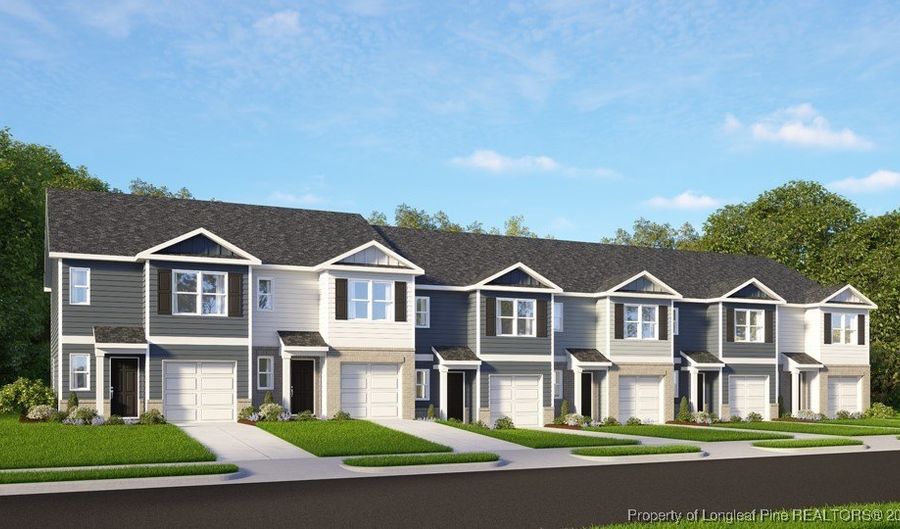 221 Maddox Dr, Aberdeen, NC 28315 - 3 Beds, 3 Bath
