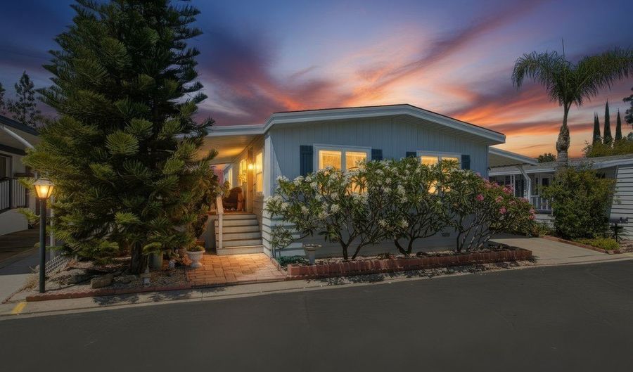 1751 Citracado Pkwy 317, Escondido, CA 92029 - 2 Beds, 2 Bath