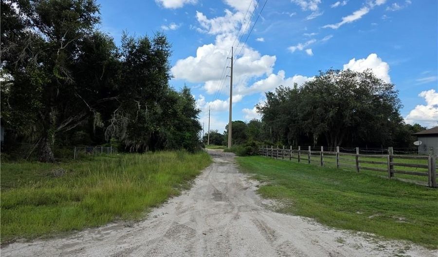 2379 W Perry Rd, Avon Park, FL 33825 - 0 Beds, 0 Bath