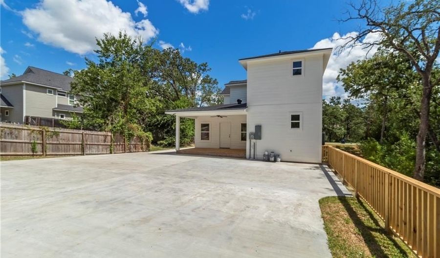 1104 Berkeley St, College Station, TX 77840 - 4 Beds, 5 Bath