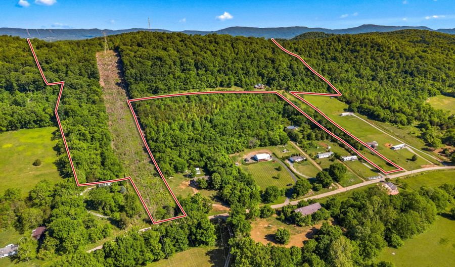 1820 Babbs Mill Rd, Afton, TN 37616 - 2 Beds, 3 Bath