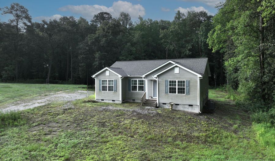 5789 Pine St, Bailey, NC 27807 - 3 Beds, 2 Bath