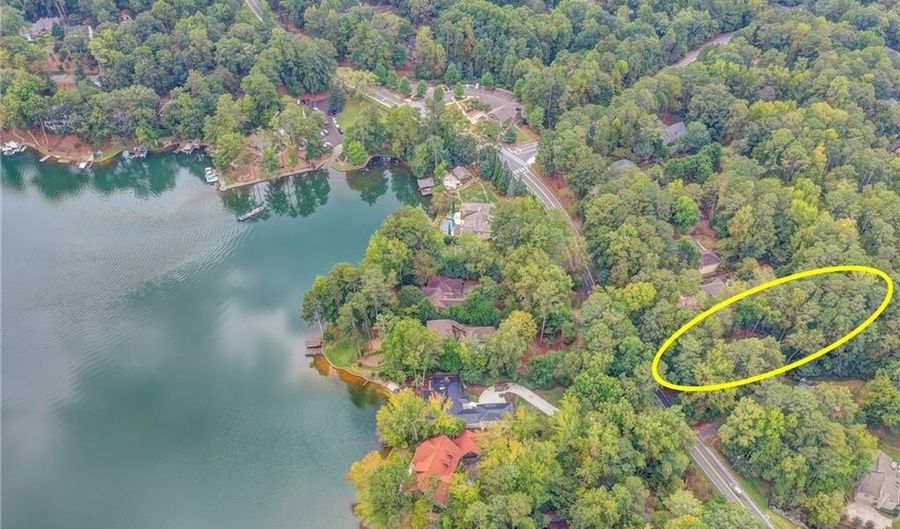 4006 N Berkeley Lake Rd NW, Berkeley Lake, GA 30096 - 5 Beds, 4 Bath