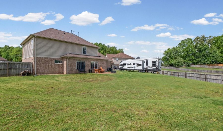 136 TEALWOOD Cv, Atoka, TN 38004 - 4 Beds, 3 Bath