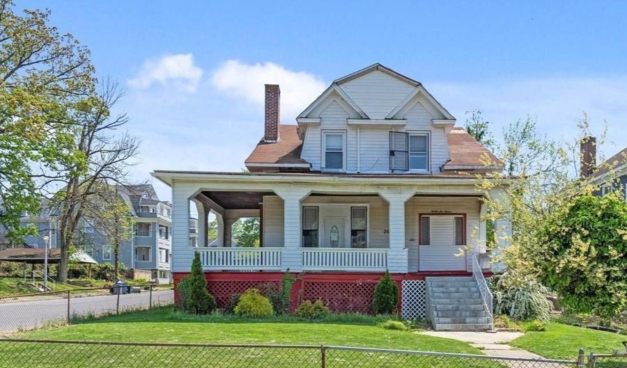 2611 ELSINORE Ave, Baltimore, MD 21216 - 5 Beds, 6 Bath