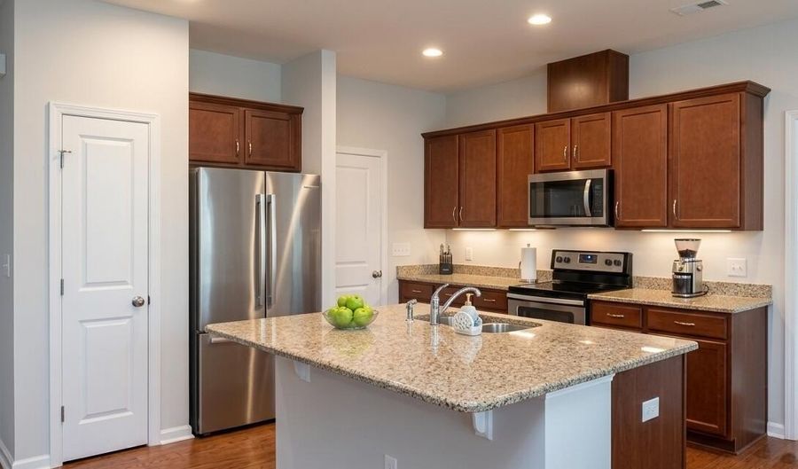 803 New Derby Ln, Apex, NC 27523 - 3 Beds, 3 Bath