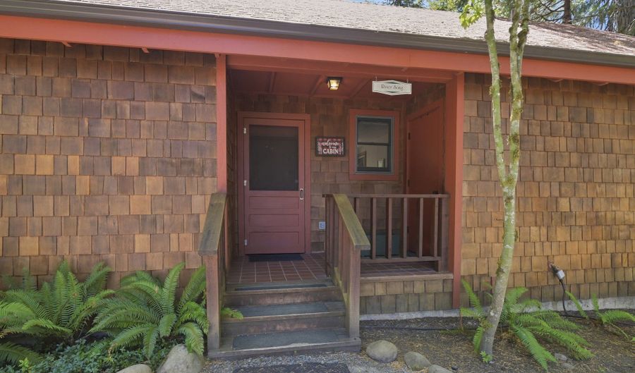 54444 MCKENZIE RIVER Dr, Blue River, OR 97413 - 2 Beds, 2 Bath