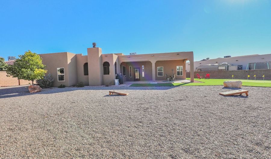 3517 Calle Verde Dr, Alamogordo, NM 88310 - 4 Beds, 3 Bath