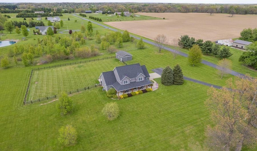 1494 E Gorman Rd, Adrian, MI 49221 - 4 Beds, 3 Bath