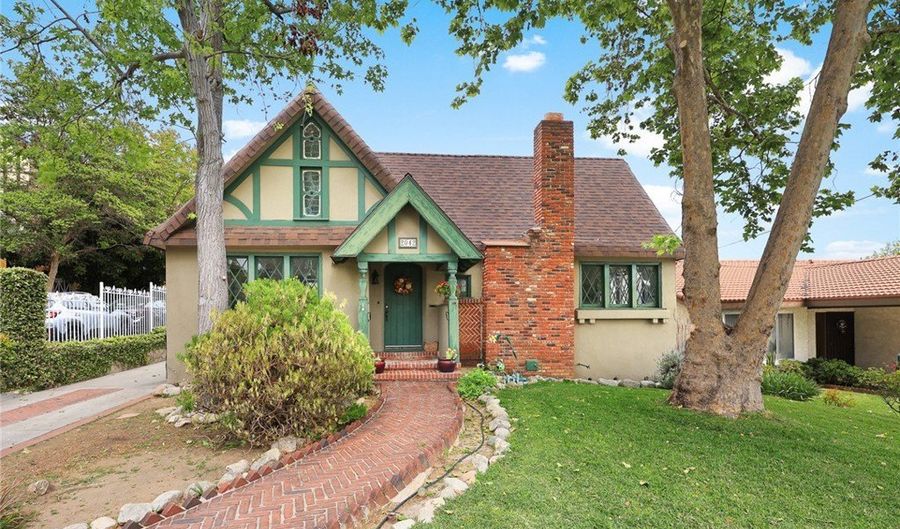 2042 Fremont Ave, South Pasadena, CA 91030 - 3 Beds, 2 Bath