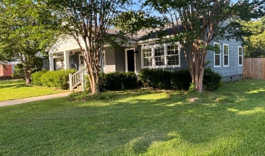 505 S 7th St, Amory, MS 38821 - 4 Beds, 3 Bath