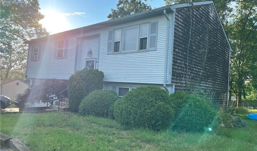 20 Camelia Dr, Cranston, RI 02920 - 3 Beds, 2 Bath