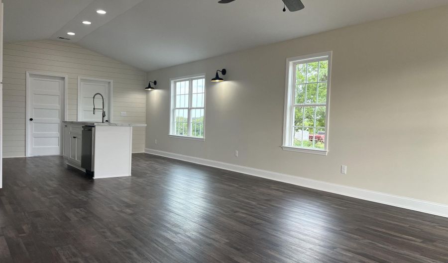 186 Pan Creek Rd, Baileyton, AL 35019 - 3 Beds, 2 Bath