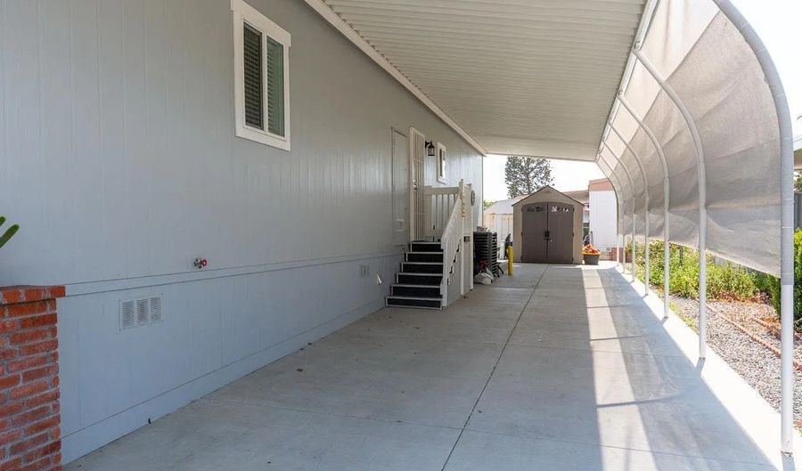 2300 E Valley Pkwy SPC 125, Escondido, CA 92027 - 3 Beds, 2 Bath