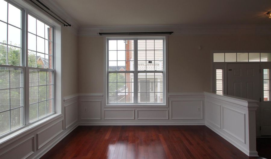 43254 MITCHAM Sq, Ashburn, VA 20148 - 4 Beds, 4 Bath