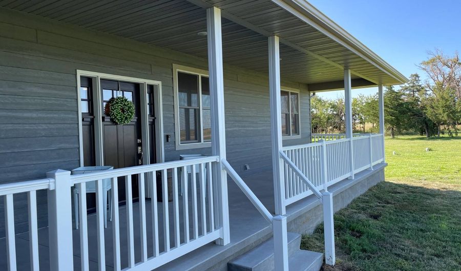 4196 Road E11, Almena, KS 67622 - 5 Beds, 4 Bath