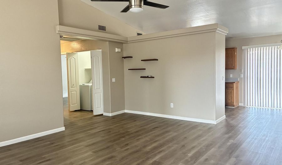 9105 W RAVEN Dr, Arizona City, AZ 85123 - 3 Beds, 2 Bath