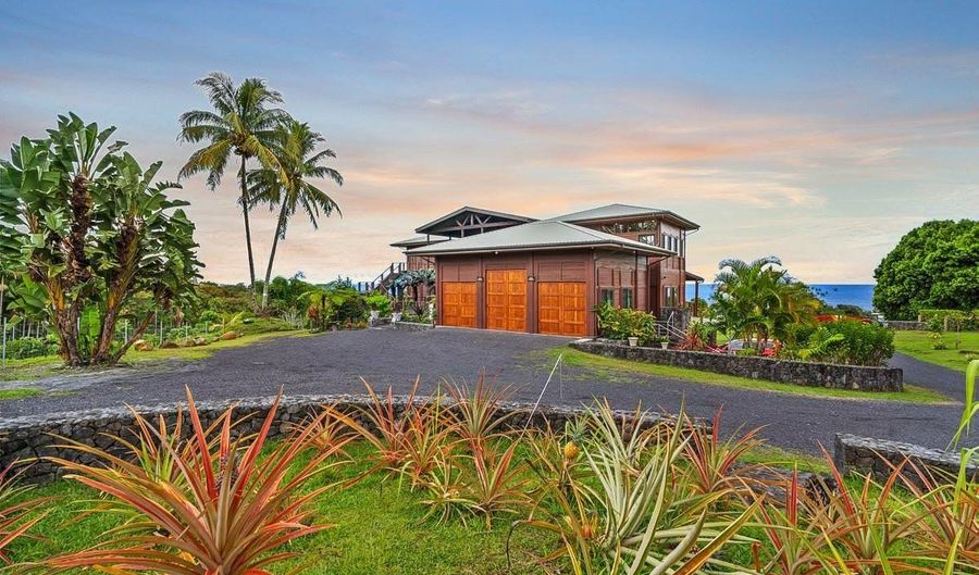 120 Woa Rd, Hilo, HI 96720 - 8 Beds, 8 Bath