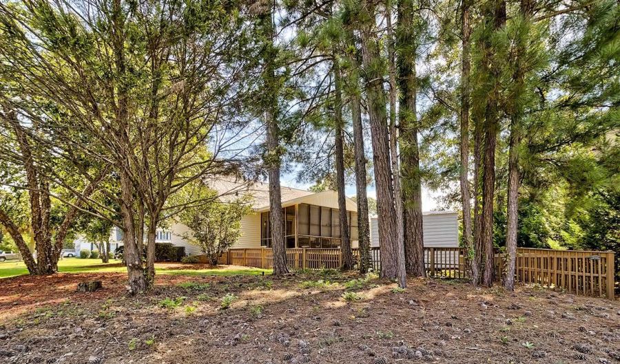 1000 Hampton Crest Dr, West Columbia, SC 29170 - 3 Beds, 2 Bath