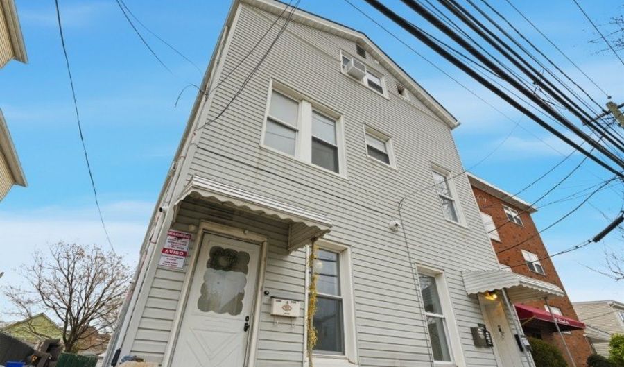 302 Belmont Ave, Belleville, NJ 07109 - 4 Beds, 1 Bath