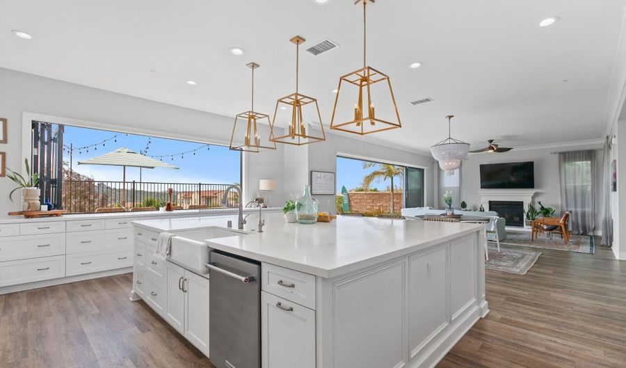 4719 Crespi Ct, Carlsbad, CA 92010 - 5 Beds, 6 Bath
