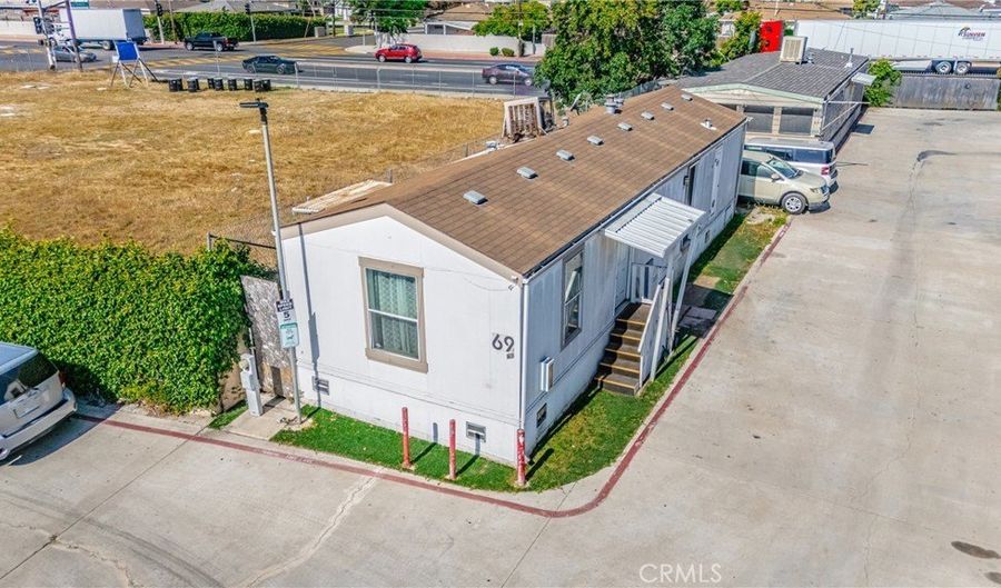 1911 W 156th St 69, Compton, CA 90220 - 2 Beds, 1 Bath